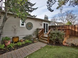 11 Ivanhoe Ct, Lafayette, CA