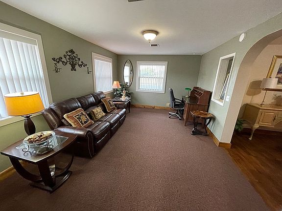 5th image of 4628 E Dragoon Ave