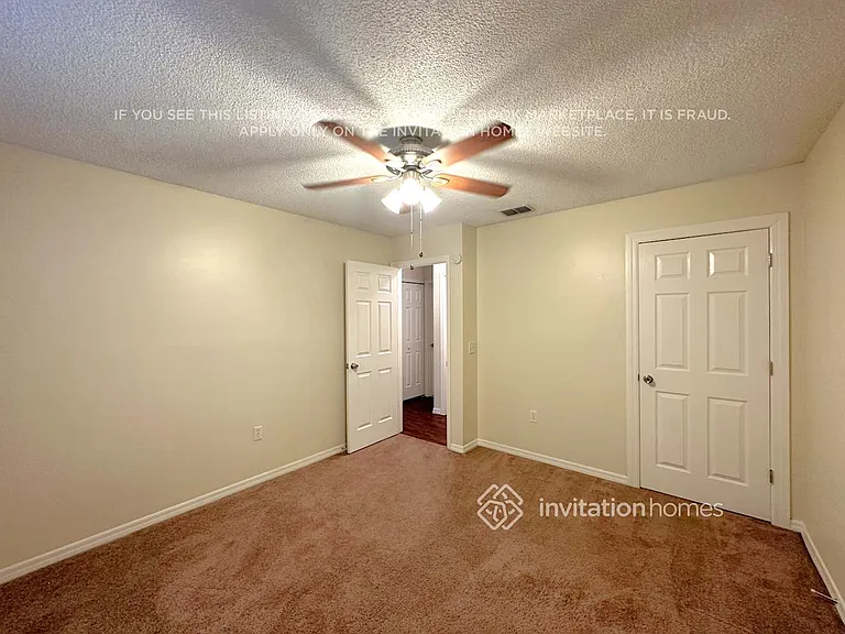1771 Meredith Ave — Photo 7