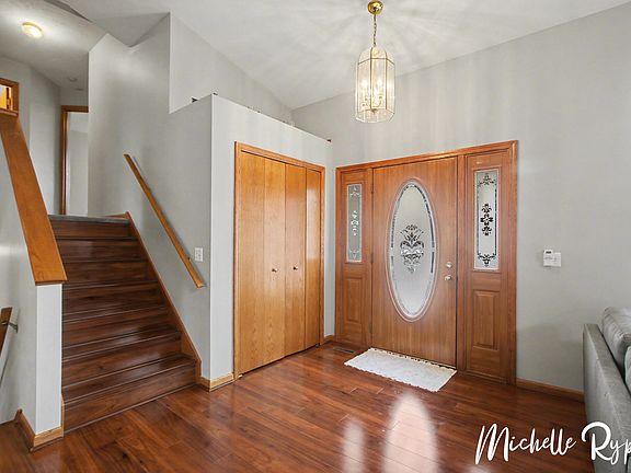 2nd image of 477 Pine Wood Ct
