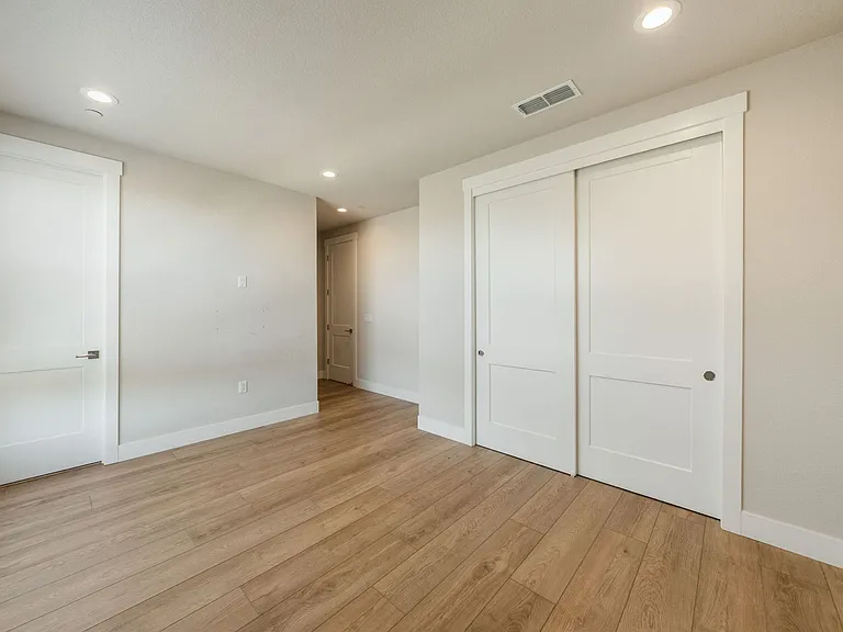 1342 Wheeler Peak Ct — Photo 39
