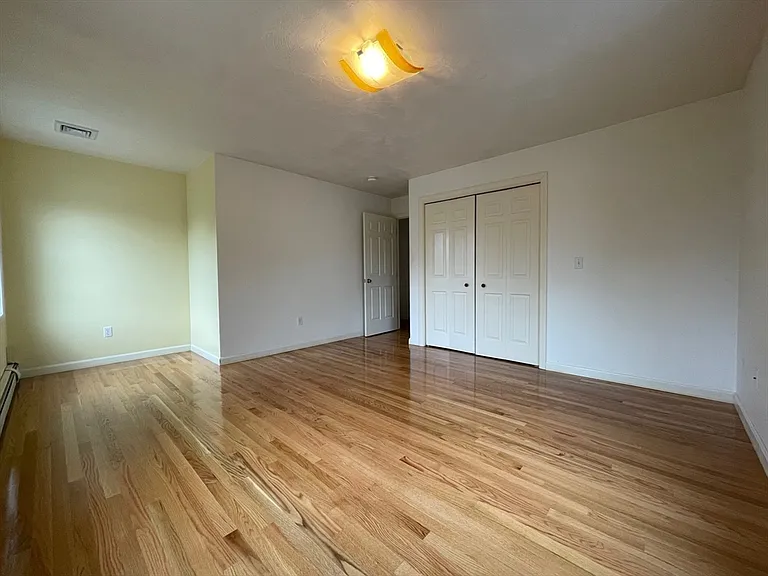 72 Cedar Rd N — Photo 11