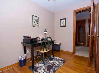 1233 Circle Dr, Pittsburgh, PA