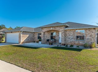 2413 Halfmoon Ln, Crestview, FL 32536
