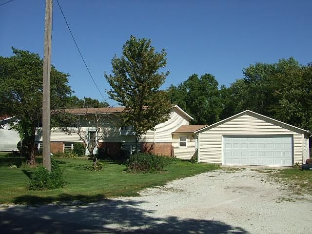 2nd image of 521 N Chamberlain St