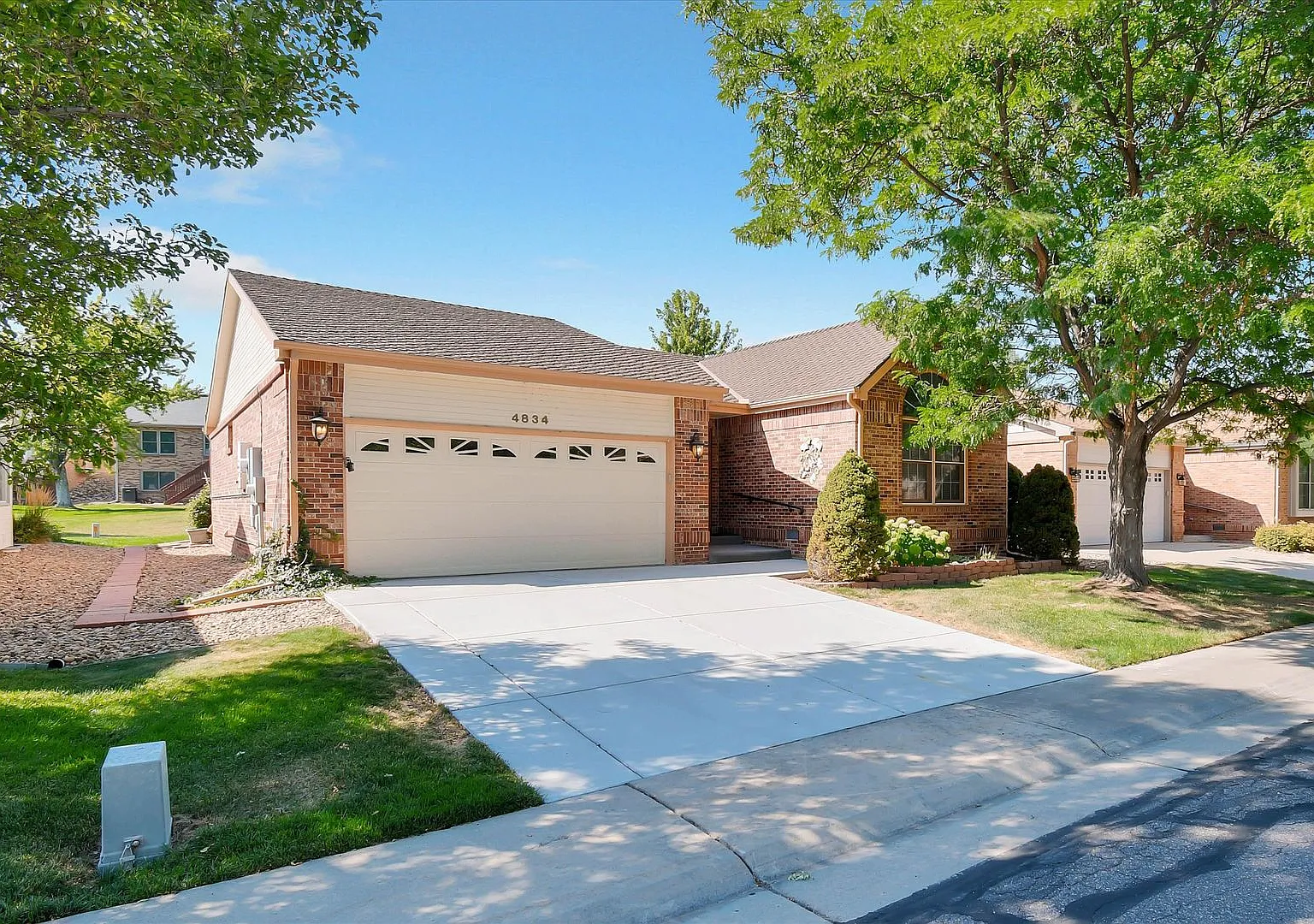 Beautiful 3 bed / 3 bath Ranch - High Pointe Community Westminster - Available NOW! — Photo 2