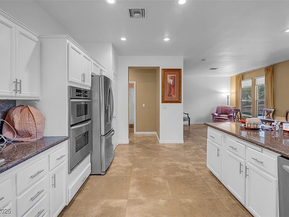 1st image of 9900 Summer Ash Ct Unit 101