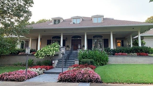 1st image of 2935 N Williamsburg Ln