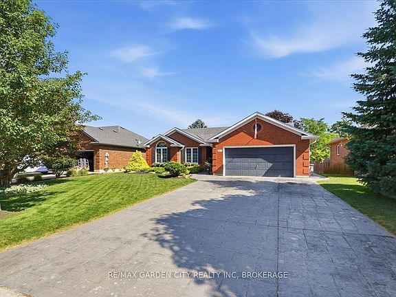 2nd image of 81 Sandra Dr
