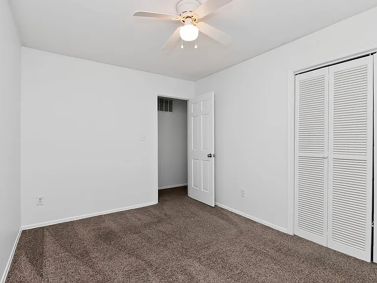 1819 Sabrina Ct — Photo 20
