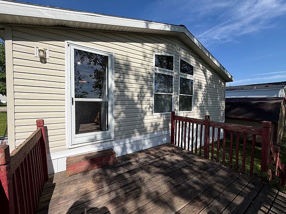 2nd image of 4093 York Ln #148