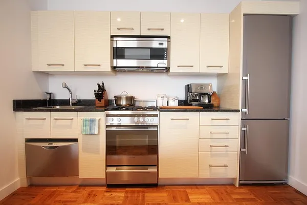 Rented by Town Residential | media 17