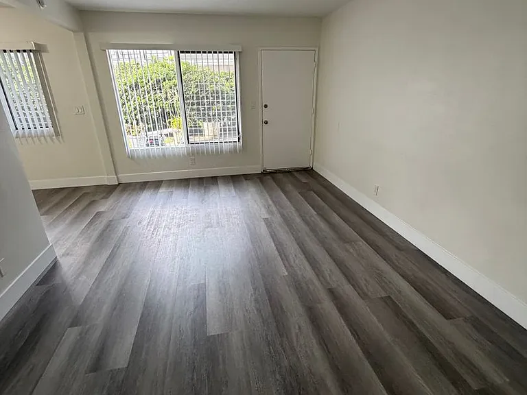 8028 Boer Ave — Photo 1