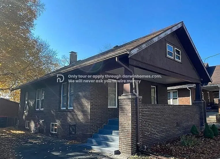 2 bed, 1.0 bath, 864 sqft, $895 — Photo 2