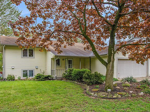 2nd image of 10615 Cora Dr