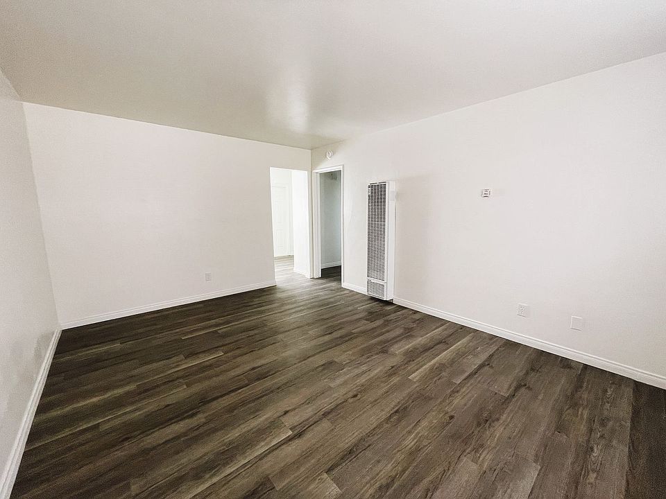 1st image of 1913 Carrere St #B