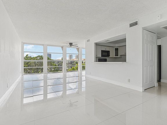 3rd image of 2101 Atlantic Shores Boulevard #502