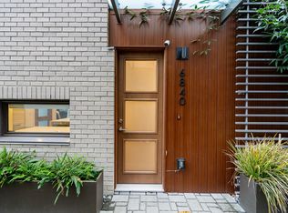 6840 Oak St, Vancouver, BC