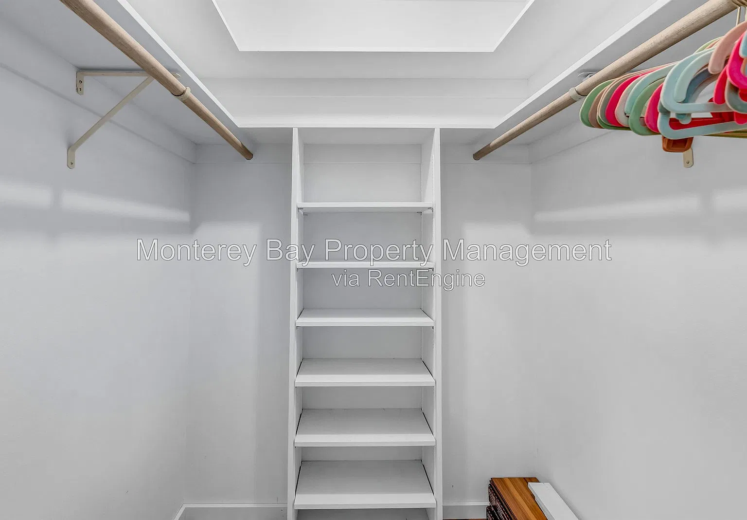 2 bed, 2.0 bath, 950 sqft, $3,550 — Photo 4