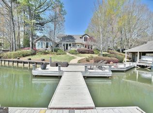 239 Robin Dr, Hamilton, GA 31811