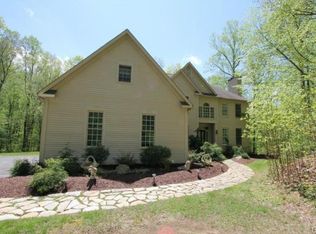 15 Saddle Ridge Rd, Newtown, CT 06470