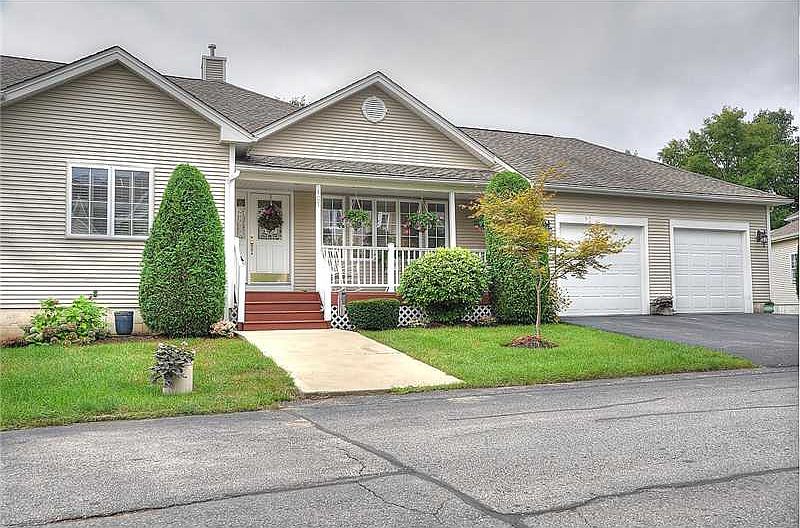 1st image of 107 River Farms Dr