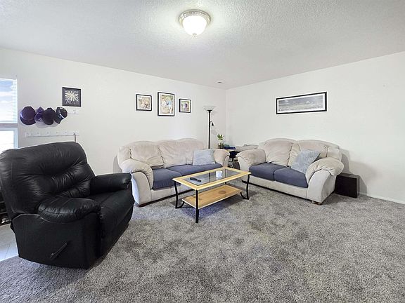 2nd image of 1024 Palmer Dr