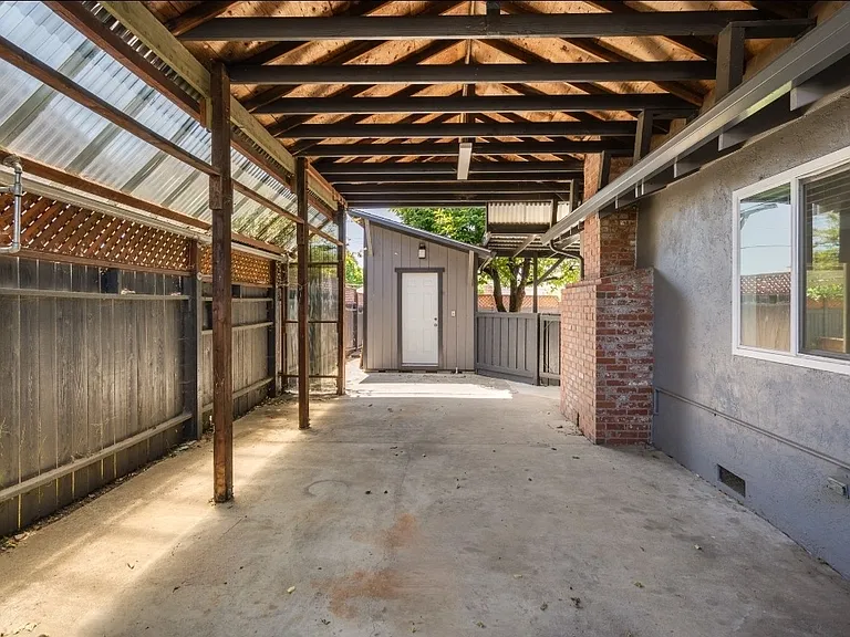 301 Baylor Dr — Photo 8