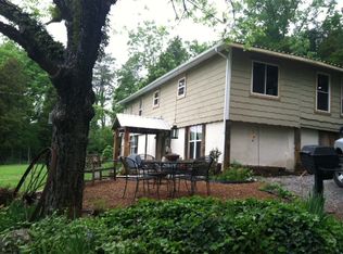 1076 Dawn Dr, Friendsville, TN 37737