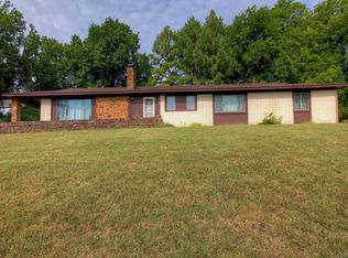 1701 Maplewood Dr, Claremore, OK 74017