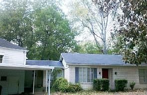 2nd image of 801 Stuckey Dr