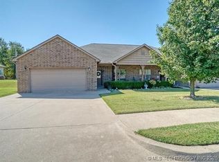 4242 Greentree Way #29A, Sand Springs, OK 74063