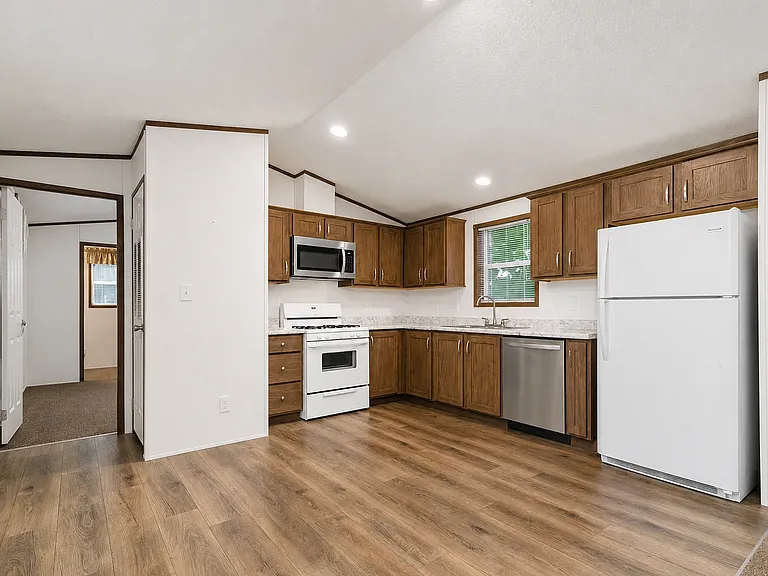 211 N Boyd Dr — Photo 10