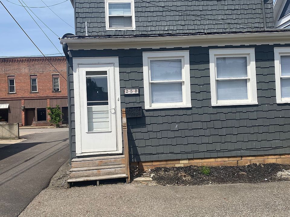 1st image of 25 N Washington St #B