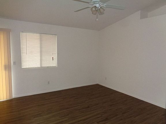 5th image of 1510 S 82nd Dr