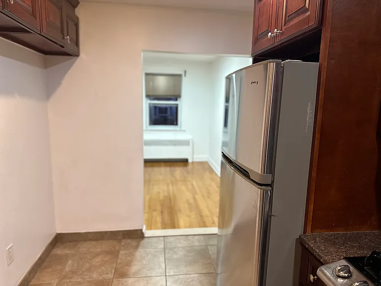 1624 Ohm Ave #2 — Photo 3