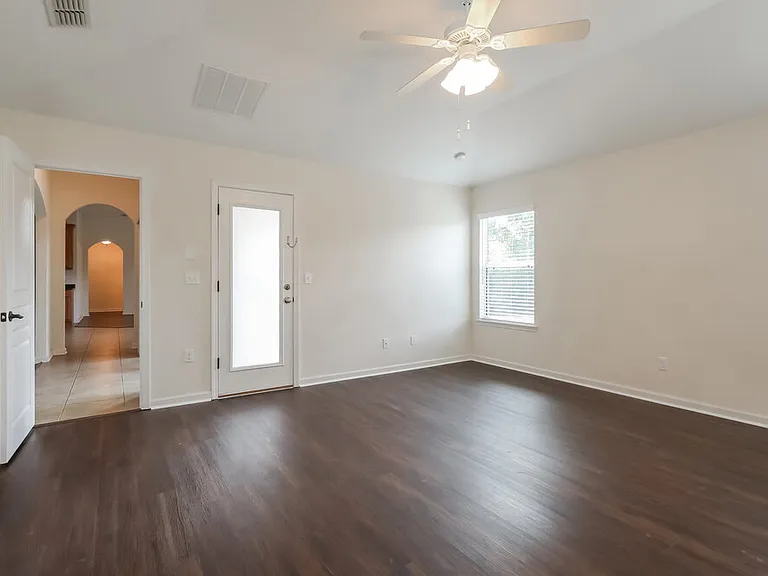 1709 N Cappero Dr — Photo 8