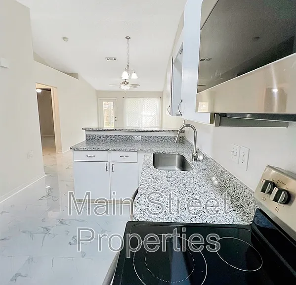8124 Heirloom Dr — Photo 4
