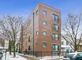 2042 N Point St #3, Chicago, IL 60647