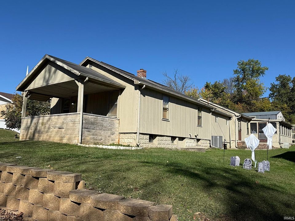 1st image of 1024 W Country Club Dr