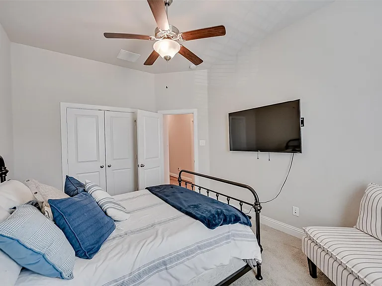 1415 White Squall Trl — Photo 24