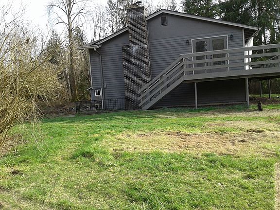 3rd image of 19324 23rd Ave NE
