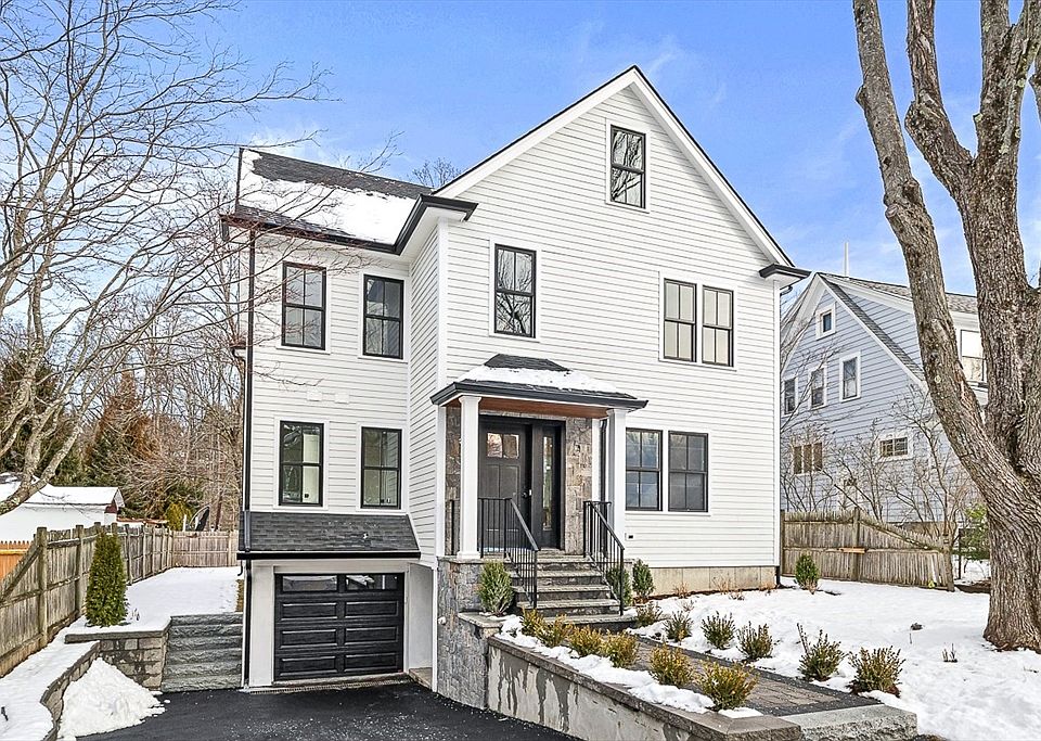 1st image of 6 Intervale Rd