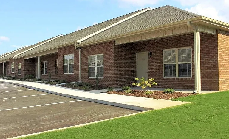 The Oakley at Spring Creek — Photo 31
