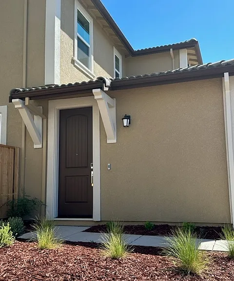 5548 Posner Ave — Photo 2
