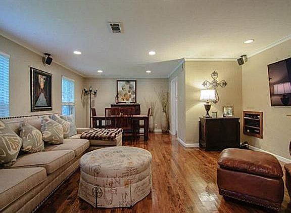 3rd image of 618 Parkview Ln