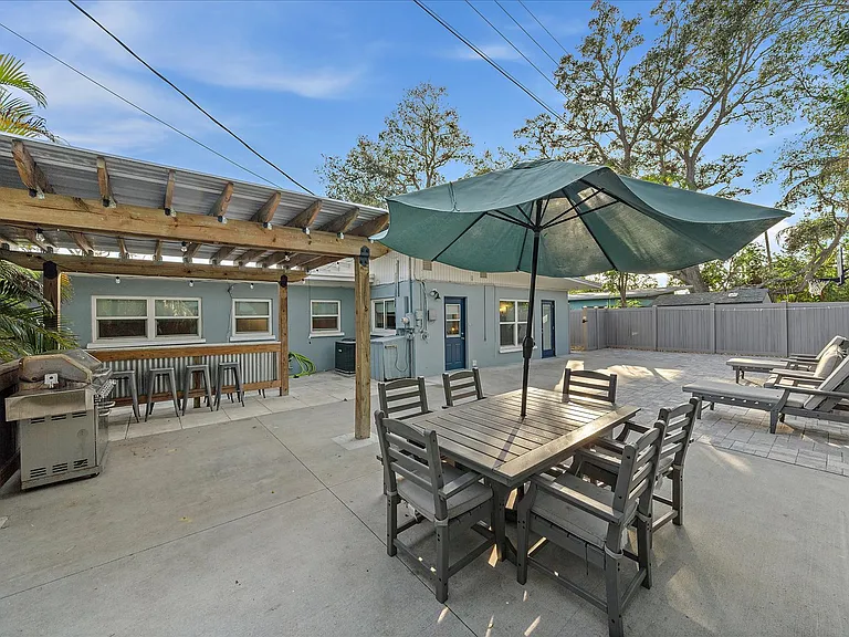 2857 Novus St — Photo 3