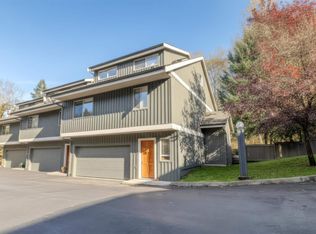 1158 Carmel Pl #7, Squamish, BC V0N 1H0