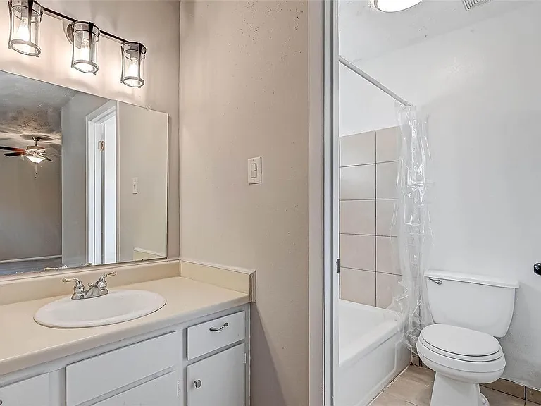 24130 Silversmith Ln — Photo 15