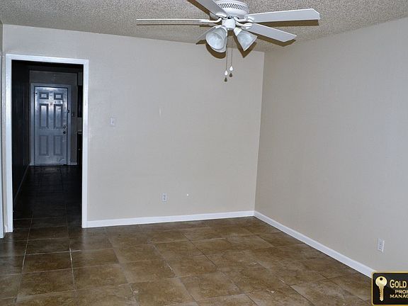 2nd image of 4707 Westcliff Rd #A